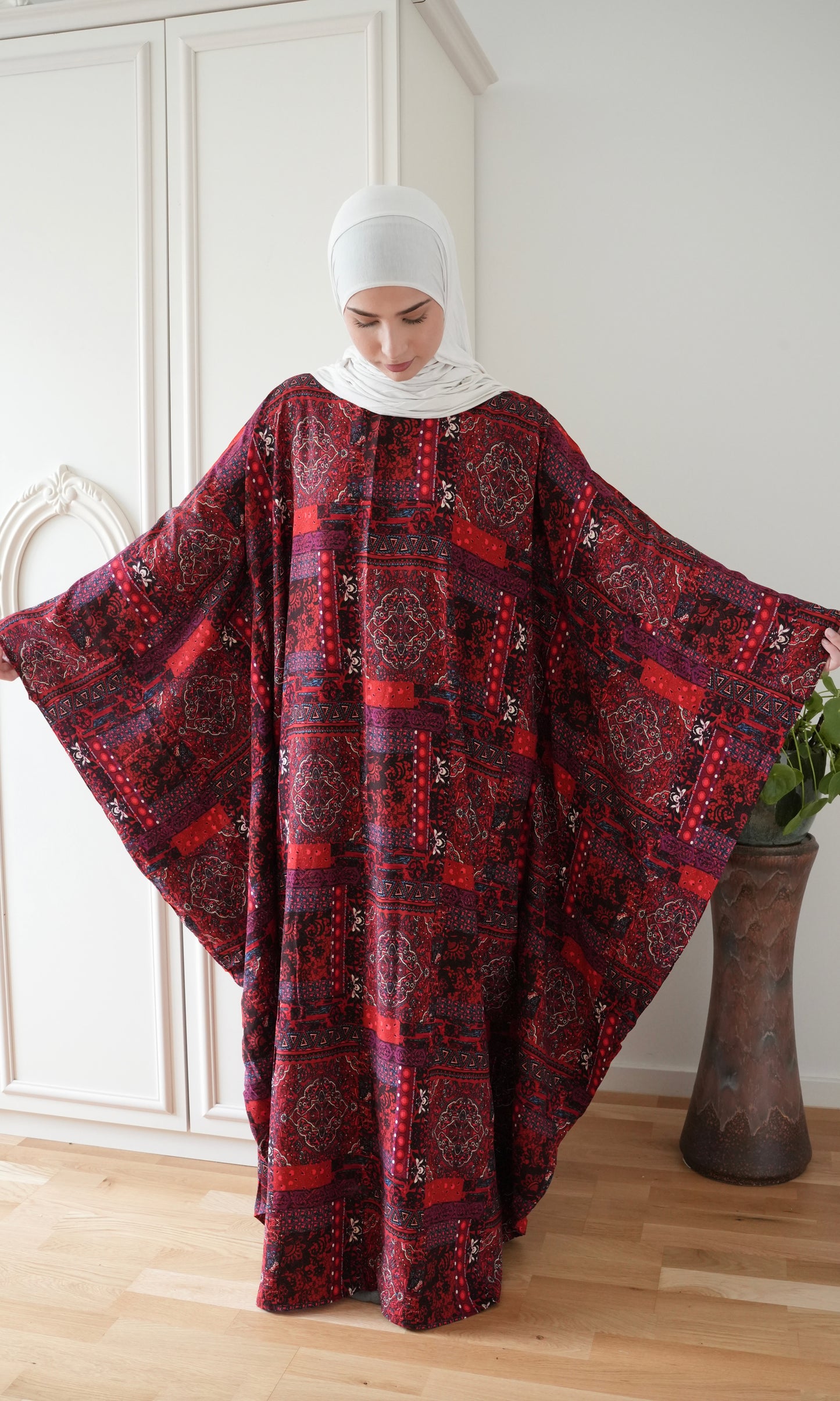 Flowy Abaya